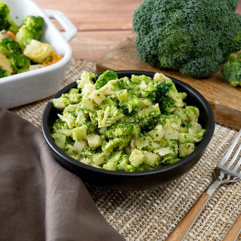 Freeze-dried broccoli prepared with fresh broccoli